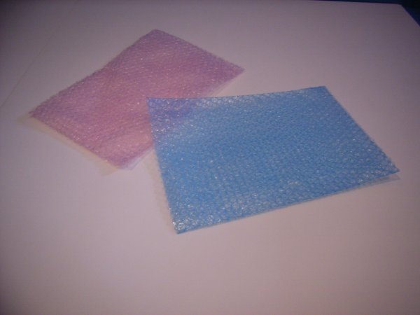 画像2: キャプロン 袋タイプ(粒外) #101TN A4用 (230×330mm) エアー緩衝材(プチプチ) 100枚セット (2)